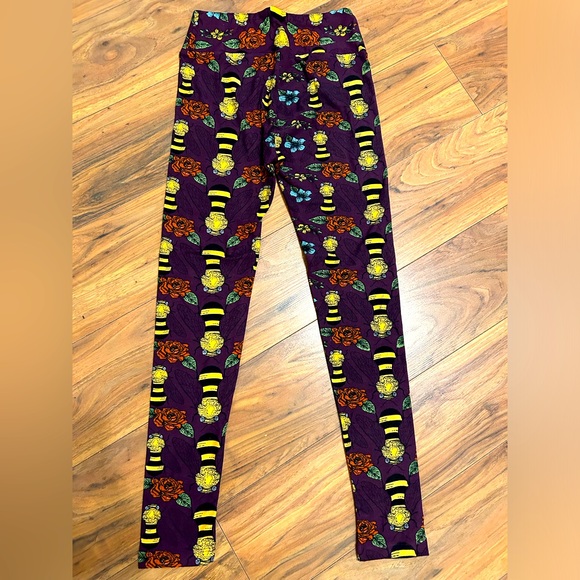 LuLaRoe women’s OS buttery soft leggings. Animal prints. Set of 3 leggings. - Picture 4 of 7